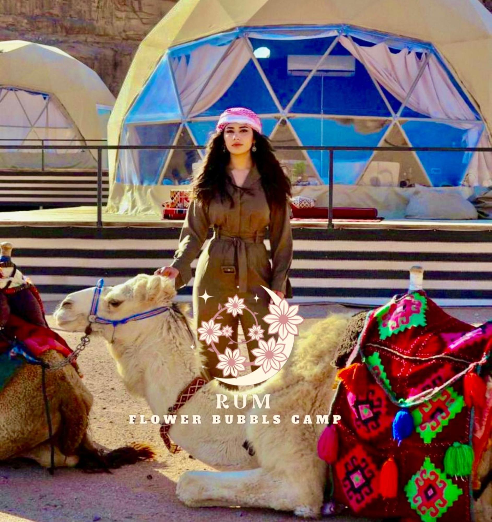 Rum Flower Bubbles Luxury Camp Wadi Rum Ngoại thất bức ảnh