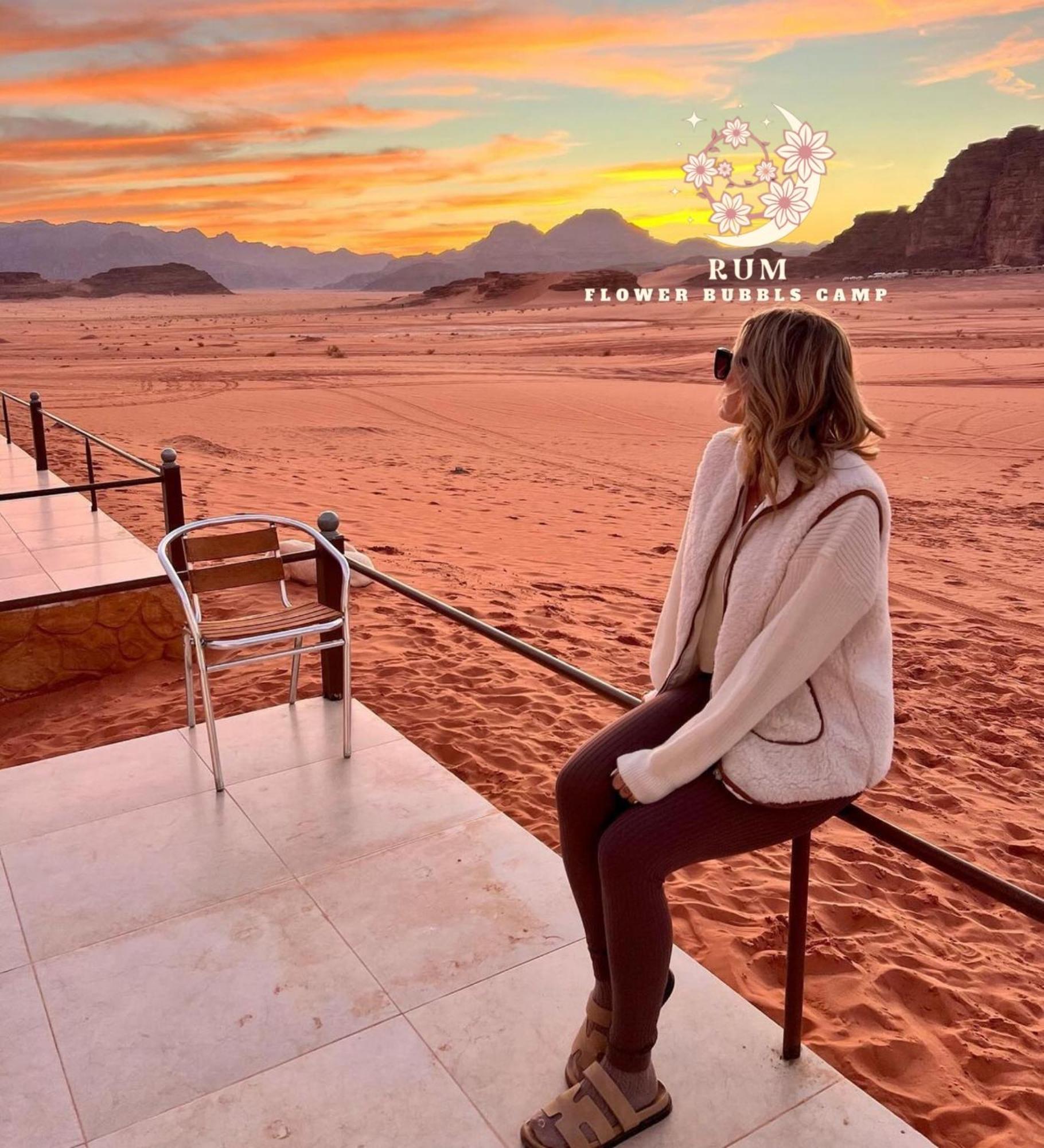 Rum Flower Bubbles Luxury Camp Wadi Rum Ngoại thất bức ảnh