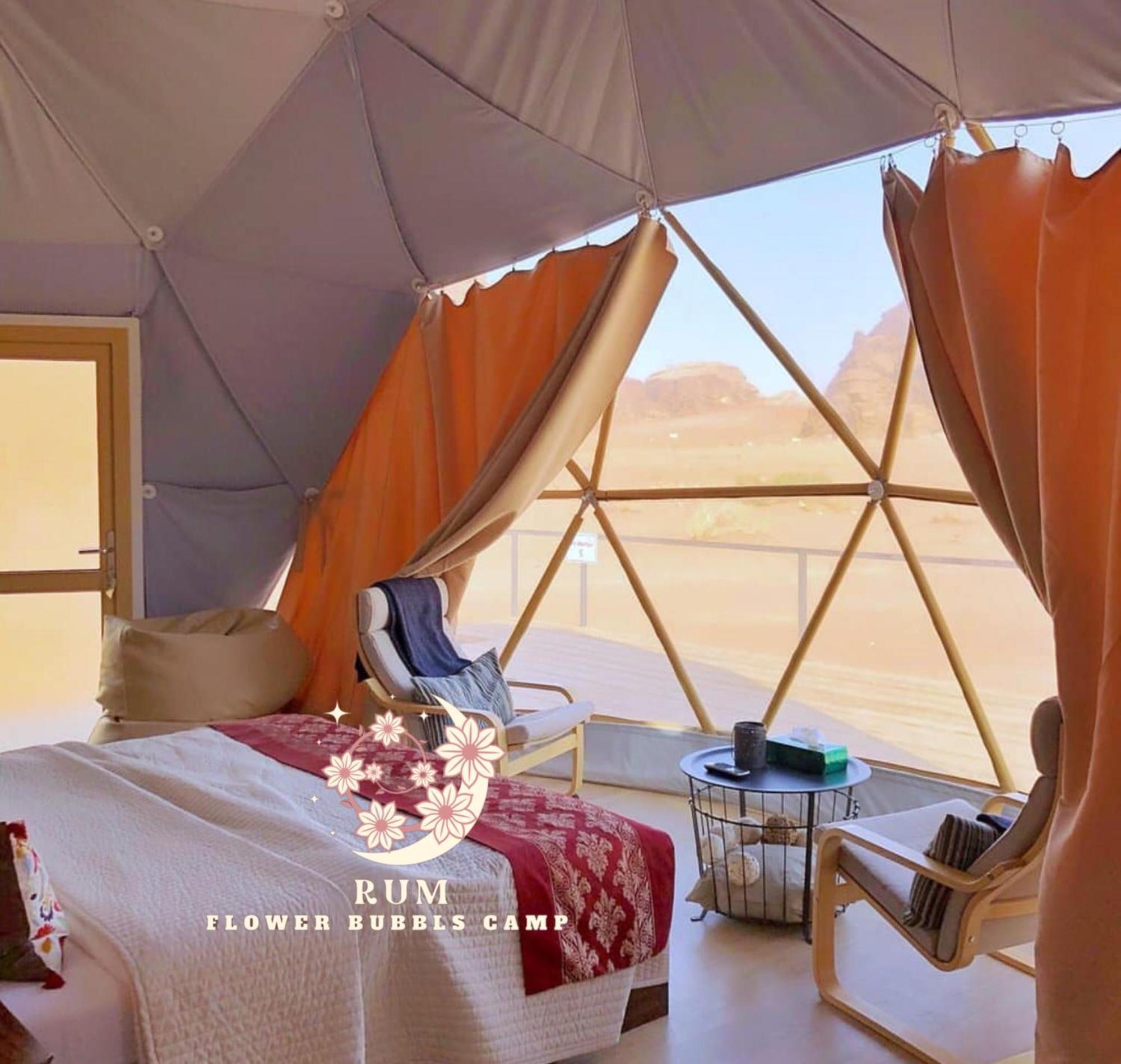 Rum Flower Bubbles Luxury Camp Wadi Rum Ngoại thất bức ảnh