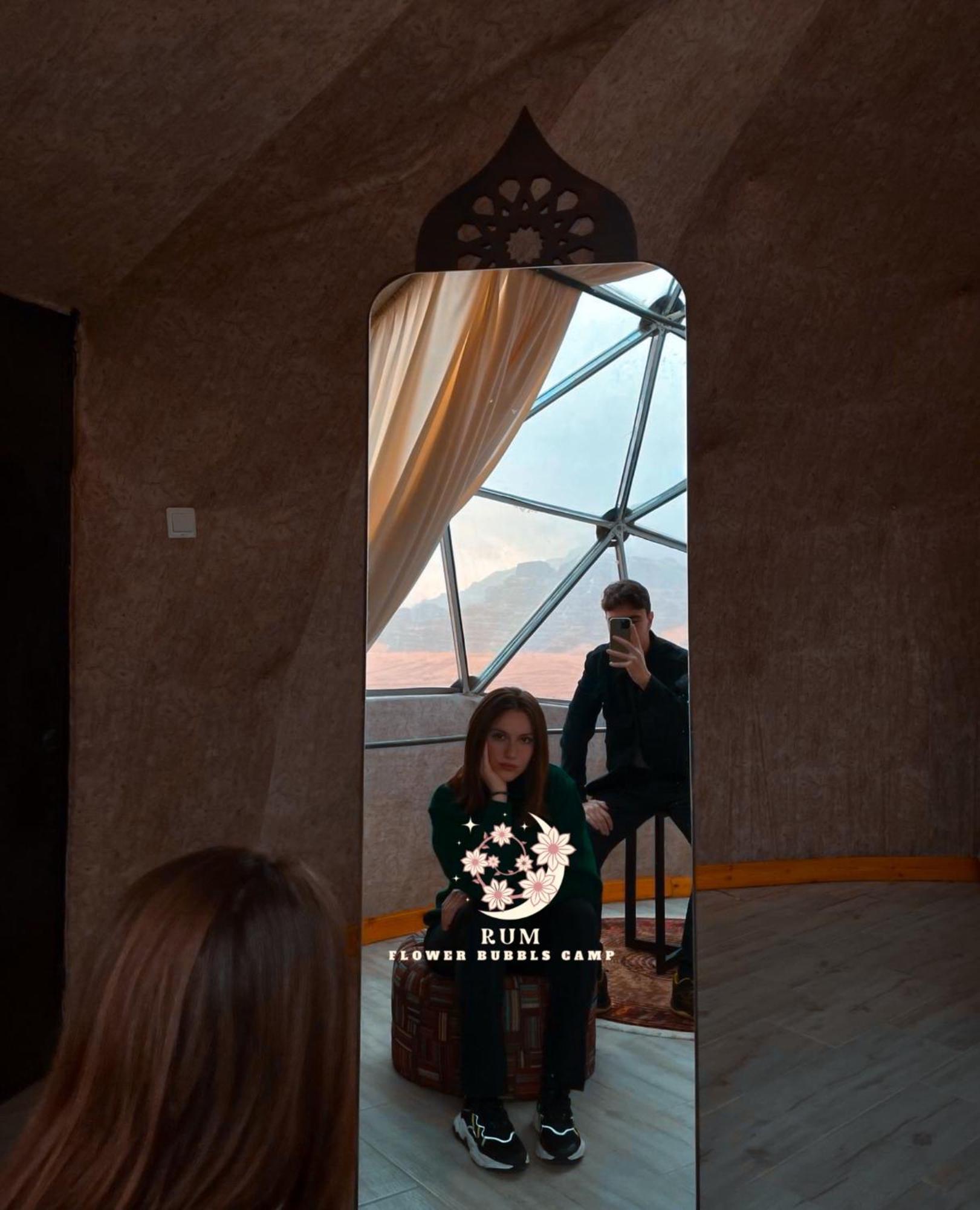 Rum Flower Bubbles Luxury Camp Wadi Rum Ngoại thất bức ảnh